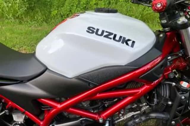 Suzuki SV650 (2022) thumbnail 4