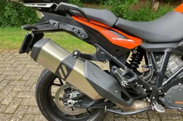 KTM 1090 Adventure (2018) thumbnail 6