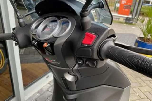 Piaggio Beverly 300 (2018) thumbnail 5