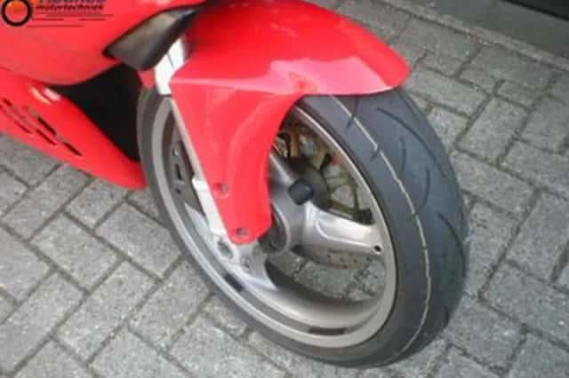 Ducati 750 SS C (2002) thumbnail 2