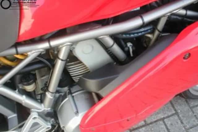 Ducati 750 SS C (2002) thumbnail 6