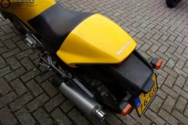 Ducati M600 Monster (1997) thumbnail 5