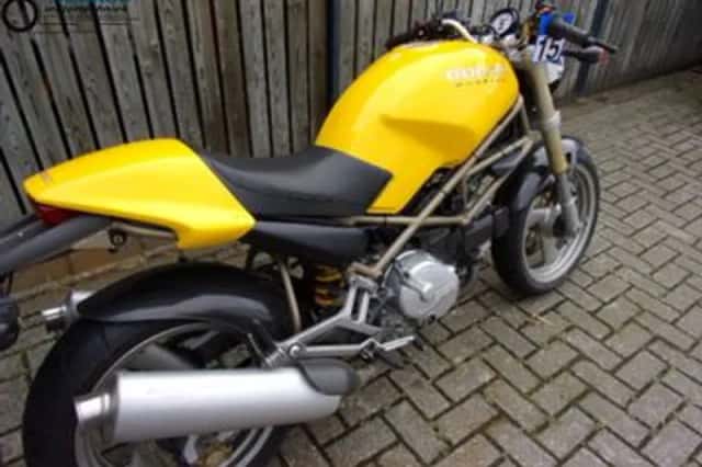 Ducati M600 Monster (1997) thumbnail 6