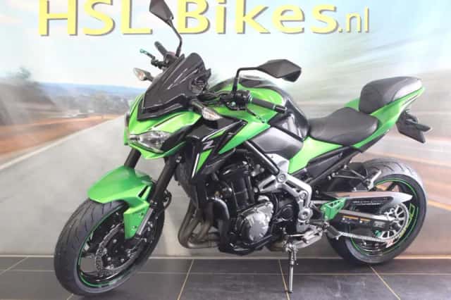 Kawasaki Z 900 (2018) thumbnail 2