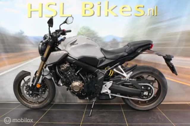 Honda CB650R (2021) thumbnail 6