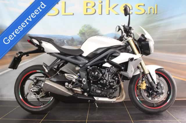 Triumph Street Triple (2013) thumbnail 1