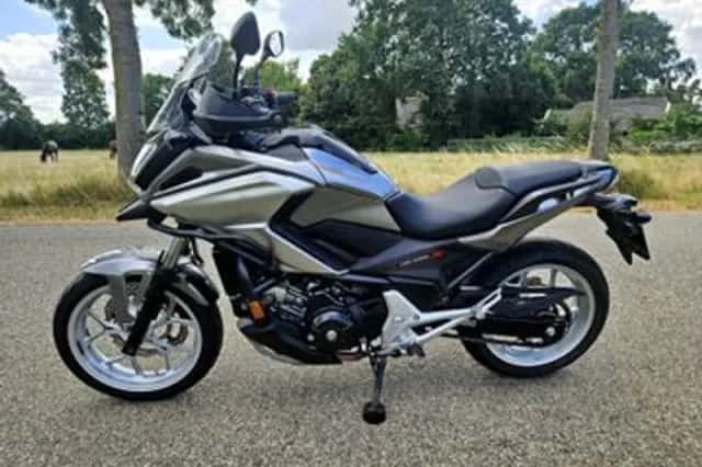 Honda NC750X (2018) thumbnail 4