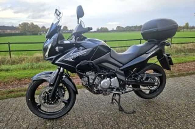Suzuki V-Strom 650 (2010) thumbnail 1