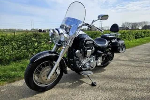 Yamaha XV 1600 Wildstar (2000) thumbnail 3