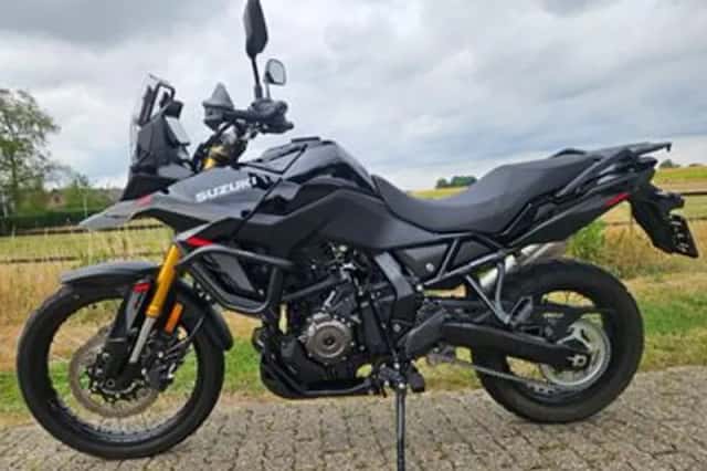 Suzuki V-Strom 800 DE (2025) thumbnail 1