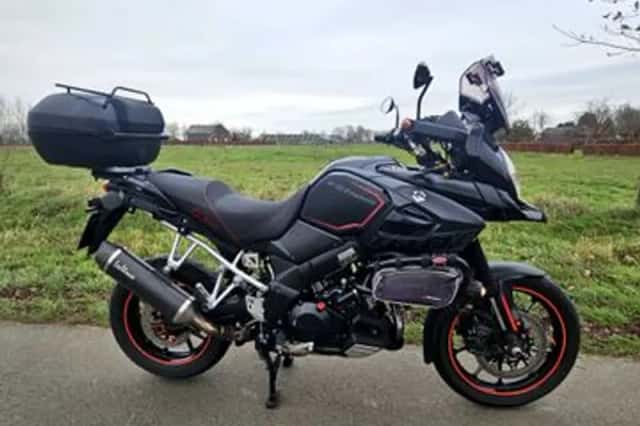 Suzuki V-Strom (2014) thumbnail 1