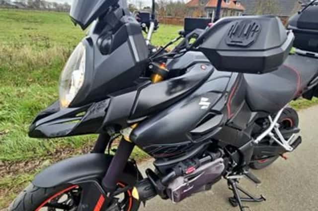 Suzuki V-Strom (2014) thumbnail 5