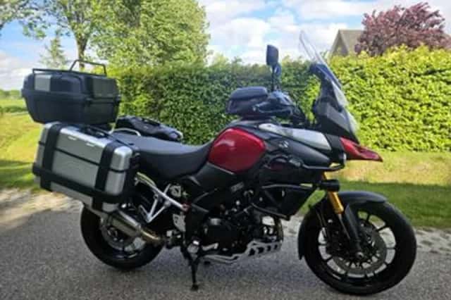 Suzuki V-Strom (2015) thumbnail 2
