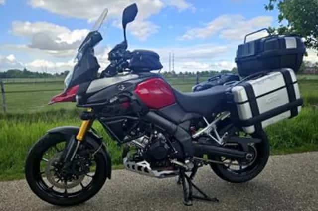 Suzuki V-Strom (2015) thumbnail 4