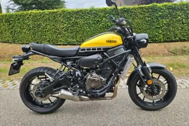 Yamaha XSR700 (2016) thumbnail 3