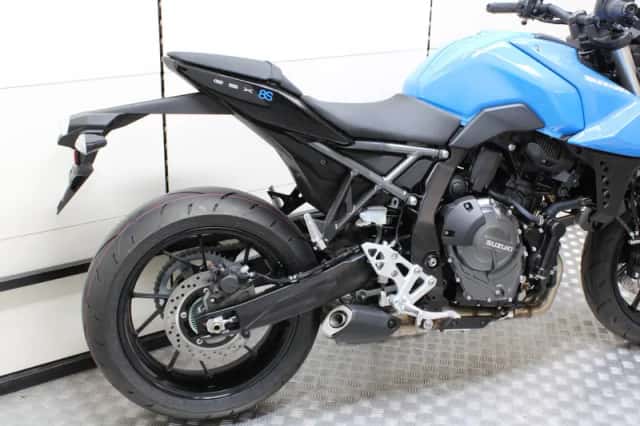 Suzuki GSX-8S (2026) thumbnail 3