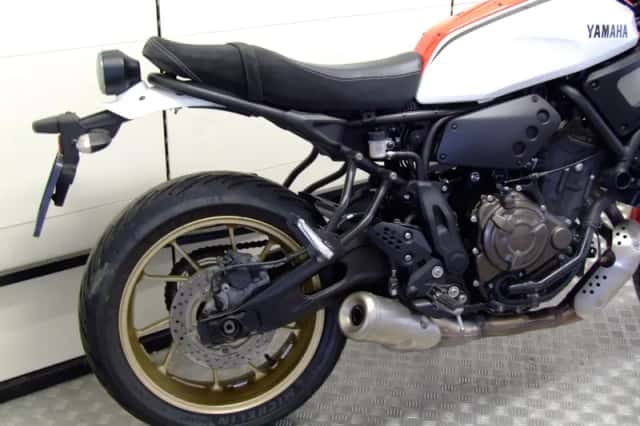 Yamaha XSR700 (2022) thumbnail 3