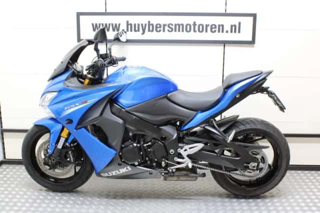 Suzuki GSX S 1000F (2016) thumbnail 5