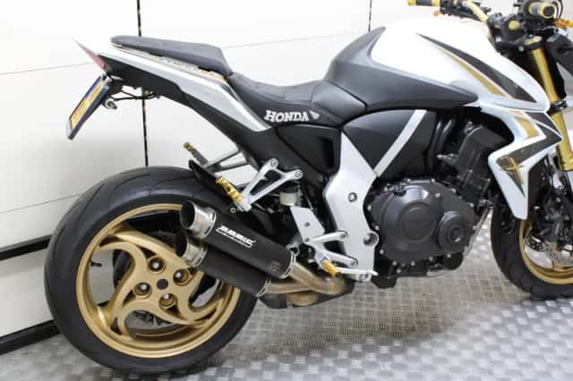 Honda CB1000R (2016) thumbnail 3