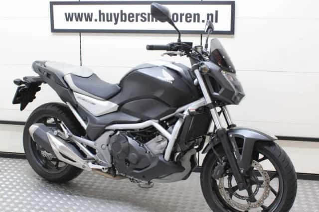 Honda NC 750 S (2016) thumbnail 1