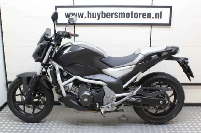 Honda NC 750 S (2016) thumbnail 5