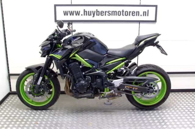 Kawasaki Z900 (2021) thumbnail 5