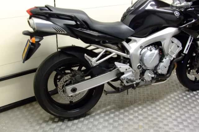 Yamaha FZ6 (2007) thumbnail 3