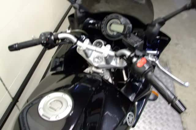 Yamaha FZ6 (2007) thumbnail 4