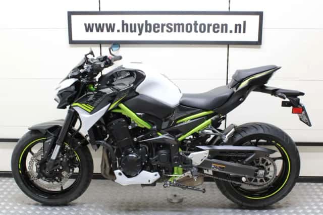 Kawasaki Z900 (2020) thumbnail 5