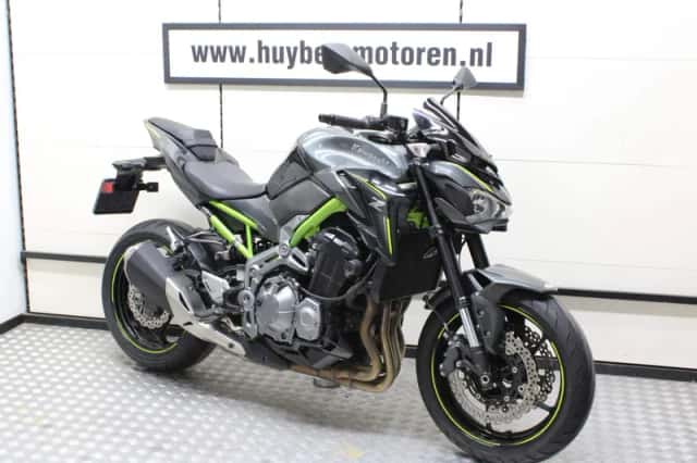 Kawasaki Z900 (2018) thumbnail 1