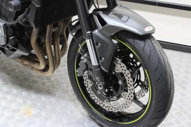 Kawasaki Z900 (2018) thumbnail 2