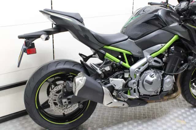 Kawasaki Z900 (2018) thumbnail 3