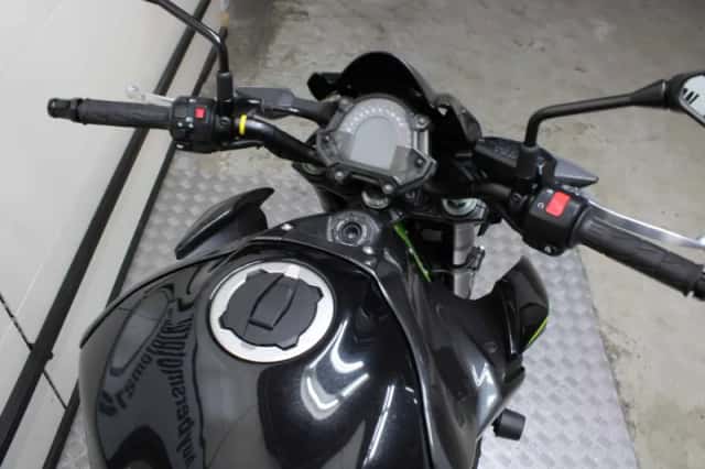 Kawasaki Z900 (2018) thumbnail 4