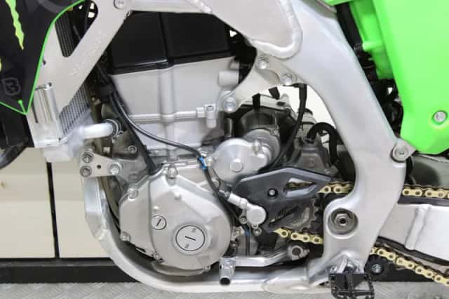 Kawasaki KX 450 F (2020) thumbnail 6