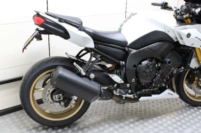 Yamaha FZ8 (2012) thumbnail 3