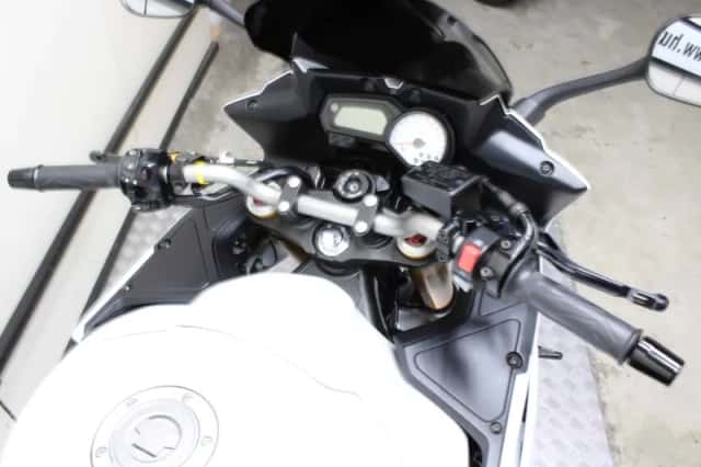Yamaha FZ8 (2012) thumbnail 4