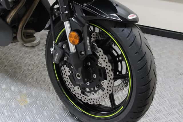 Kawasaki Versys 650 (2021) thumbnail 2