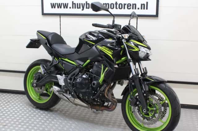 Kawasaki Z650 (2021) thumbnail 1