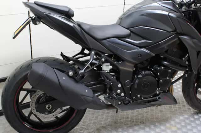 Suzuki GSX-S750 (2017) thumbnail 3