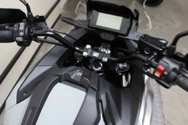 Honda NC750X (2023) thumbnail 4