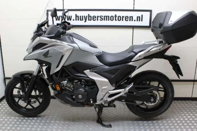 Honda NC750X (2023) thumbnail 5