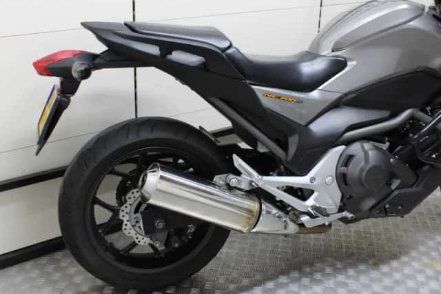 NC700S Naked (2013) thumbnail 3