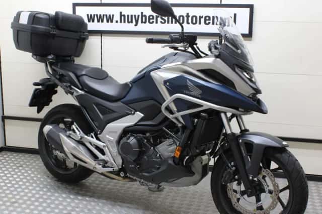 Honda NC750X (2023) thumbnail 1