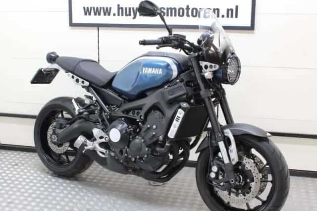 Yamaha XSR900 (2016) thumbnail 1