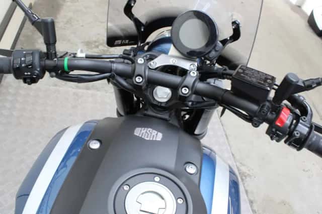 Yamaha XSR900 (2016) thumbnail 4