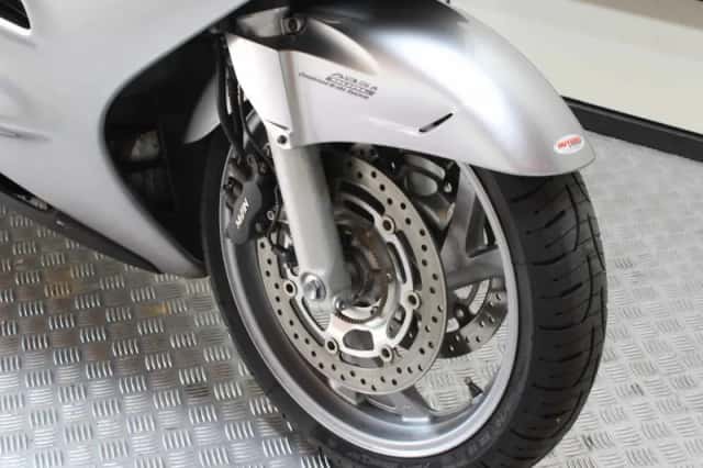 Honda ST 1300 PAN European (2004) thumbnail 2