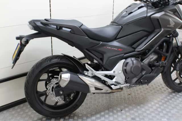 Honda NC750X (2019) thumbnail 3