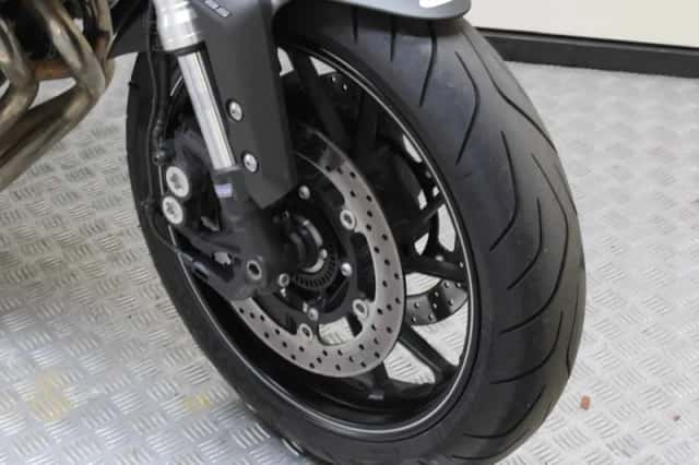 Yamaha MT-09 (2014) thumbnail 2