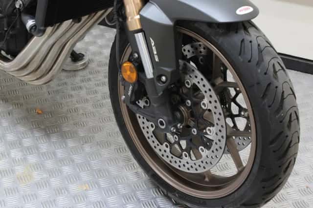 Honda CB650R (2022) thumbnail 2