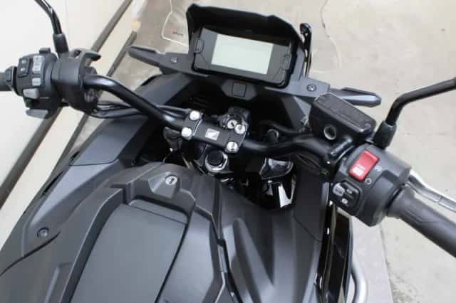 Honda NC750X (2023) thumbnail 4